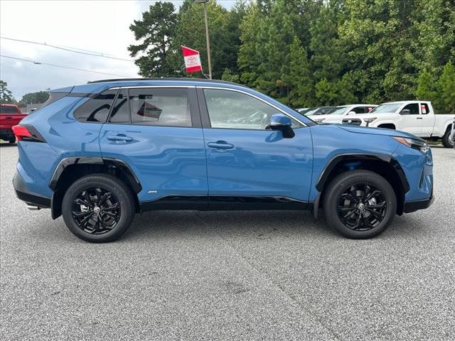 2024 Toyota RAV4 Hybrid SE