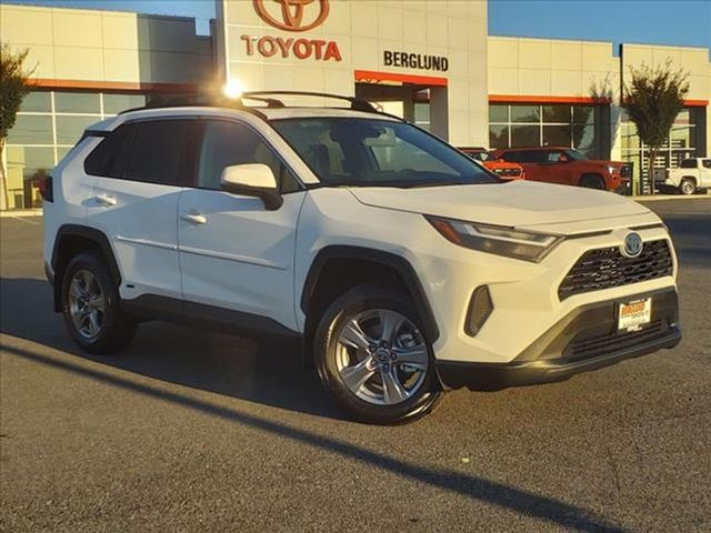 2024 Toyota RAV4 Hybrid XLE