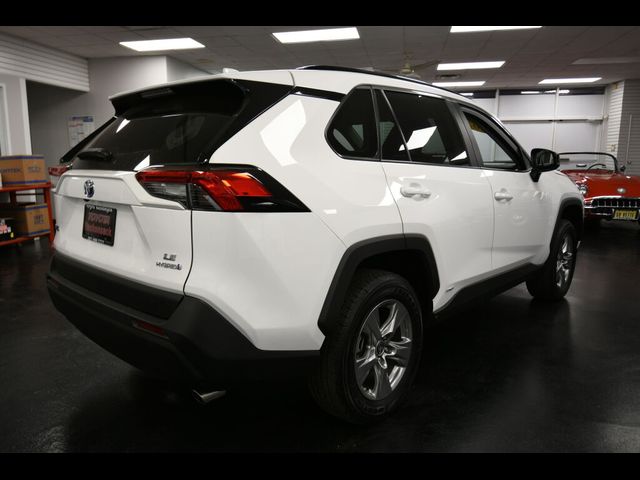 2024 Toyota RAV4 Hybrid LE