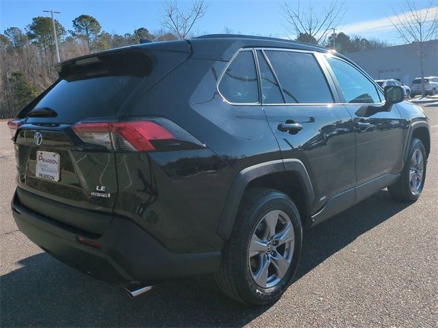 2024 Toyota RAV4 Hybrid LE