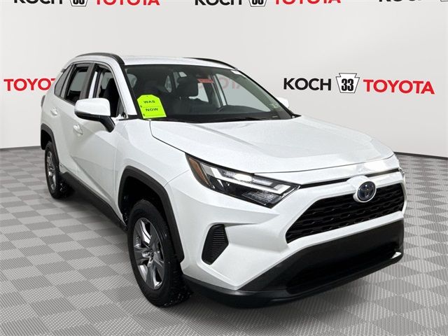 2024 Toyota RAV4 Hybrid LE