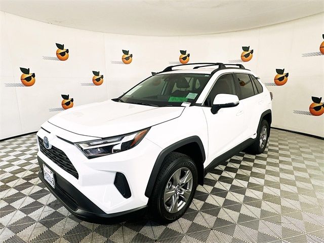 2024 Toyota RAV4 Hybrid LE