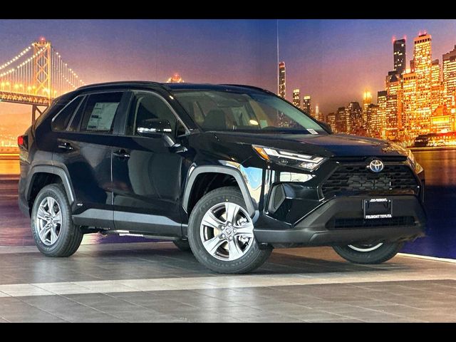 2024 Toyota RAV4 Hybrid LE