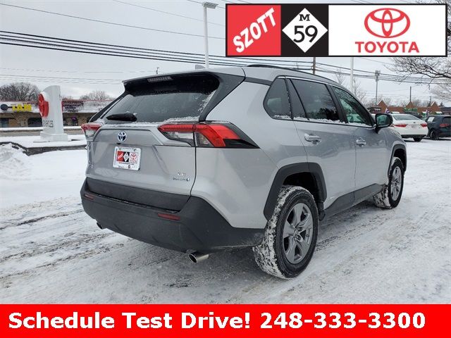 2024 Toyota RAV4 Hybrid LE