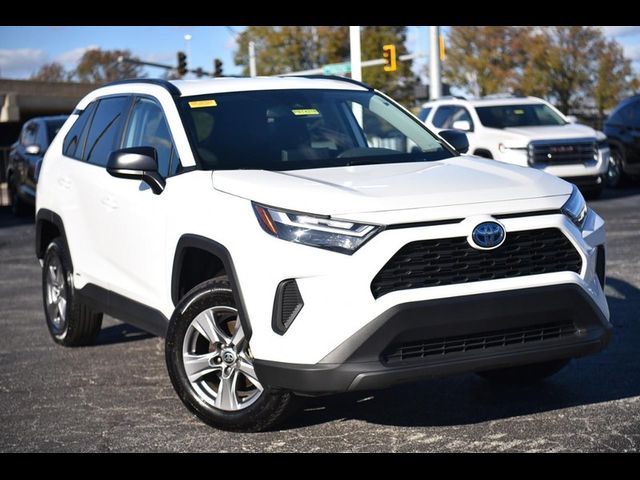 2024 Toyota RAV4 Hybrid LE