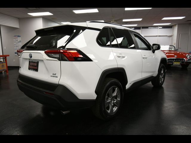 2024 Toyota RAV4 Hybrid LE