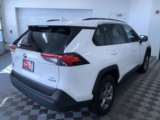 2024 Toyota RAV4 Hybrid LE