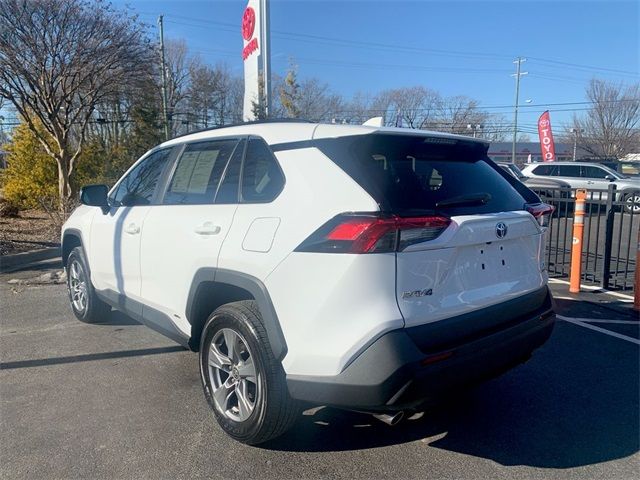 2024 Toyota RAV4 Hybrid LE