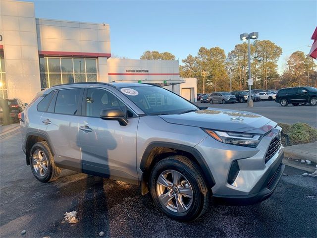 2024 Toyota RAV4 Hybrid LE