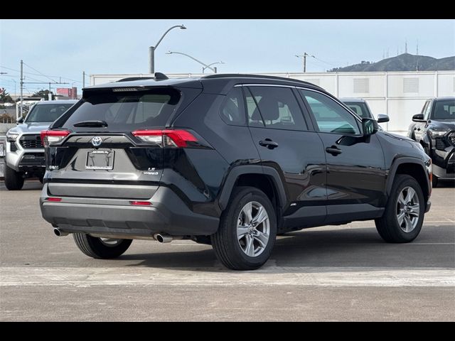 2024 Toyota RAV4 Hybrid LE