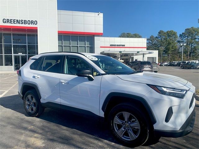 2024 Toyota RAV4 Hybrid LE