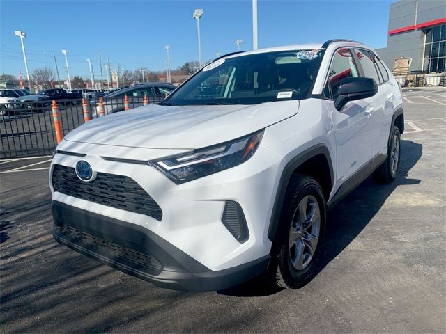 2024 Toyota RAV4 Hybrid LE