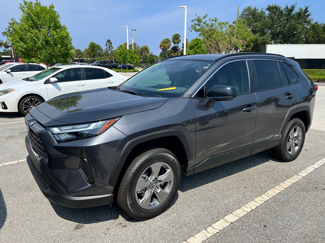 2024 Toyota RAV4 Hybrid LE