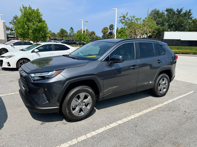 2024 Toyota RAV4 Hybrid LE