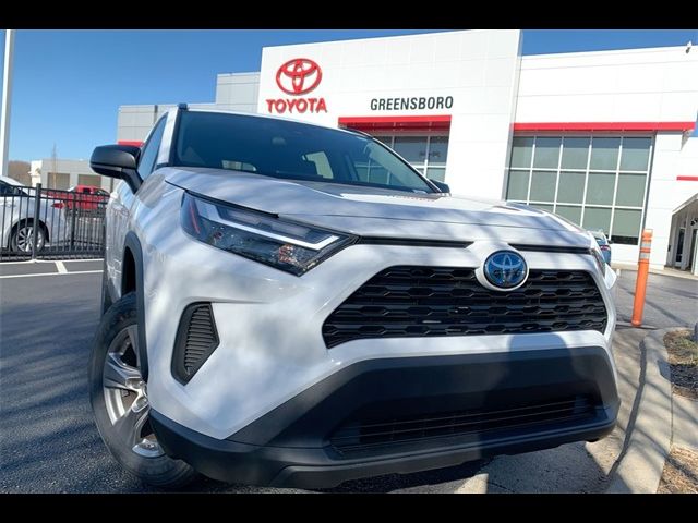 2024 Toyota RAV4 Hybrid LE