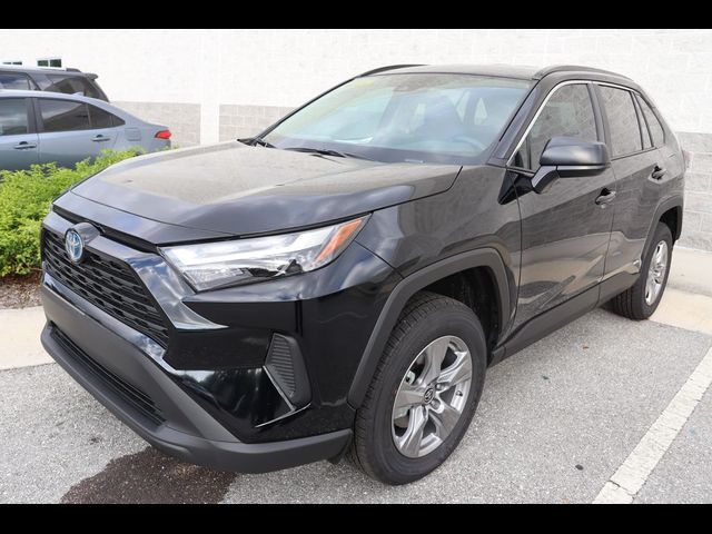 2024 Toyota RAV4 Hybrid LE