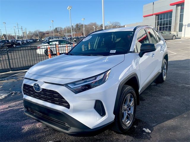 2024 Toyota RAV4 Hybrid LE