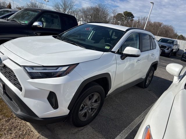 2024 Toyota RAV4 Hybrid LE