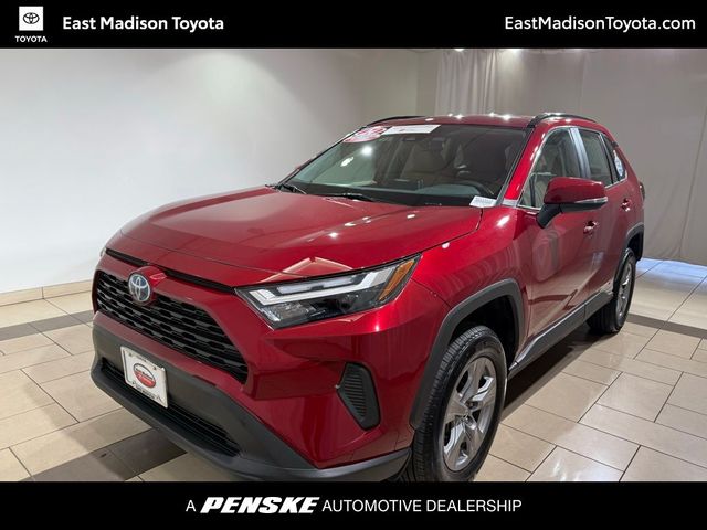 2024 Toyota RAV4 Hybrid LE