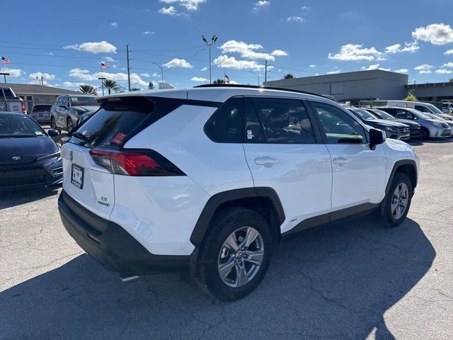 2024 Toyota RAV4 Hybrid LE