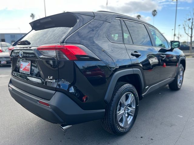 2024 Toyota RAV4 Hybrid LE