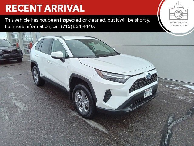 2024 Toyota RAV4 Hybrid LE