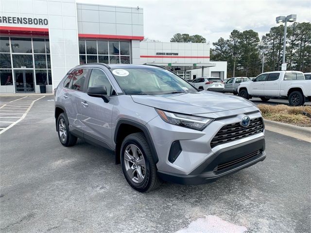 2024 Toyota RAV4 Hybrid LE