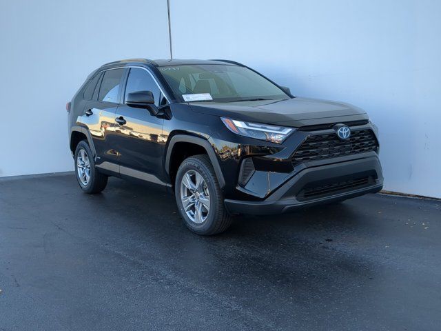 2024 Toyota RAV4 Hybrid LE