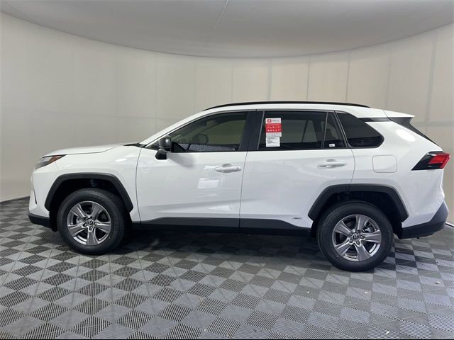 2024 Toyota RAV4 Hybrid LE