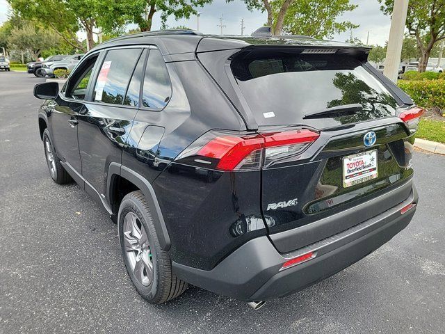 2024 Toyota RAV4 Hybrid LE