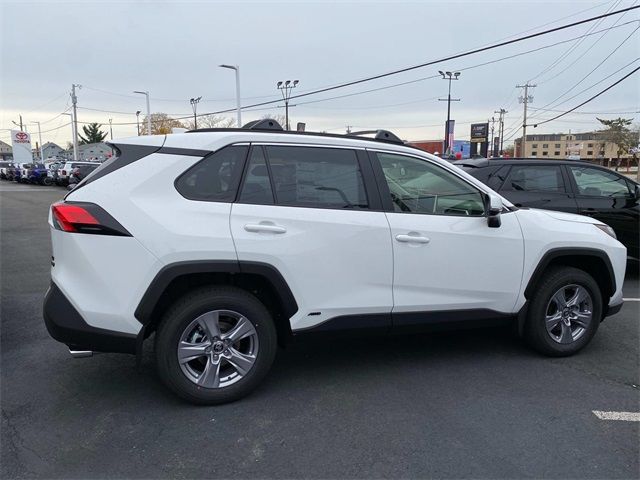 2024 Toyota RAV4 Hybrid LE