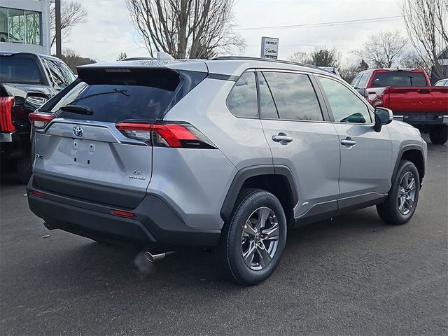 2024 Toyota RAV4 Hybrid LE