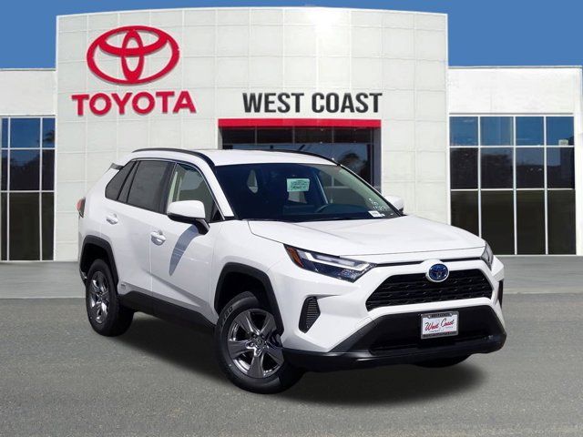 2024 Toyota RAV4 Hybrid LE