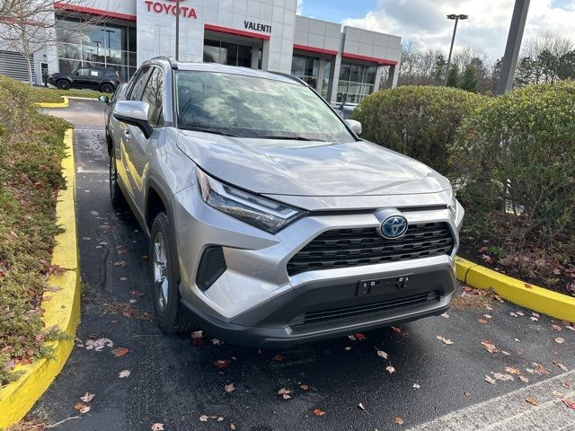 2024 Toyota RAV4 Hybrid LE