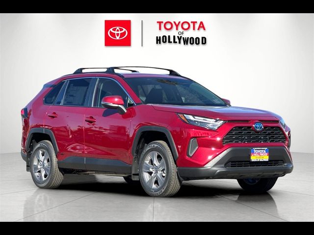 2024 Toyota RAV4 Hybrid LE