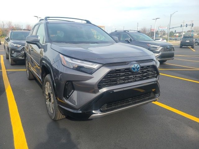 2024 Toyota RAV4 Hybrid SE