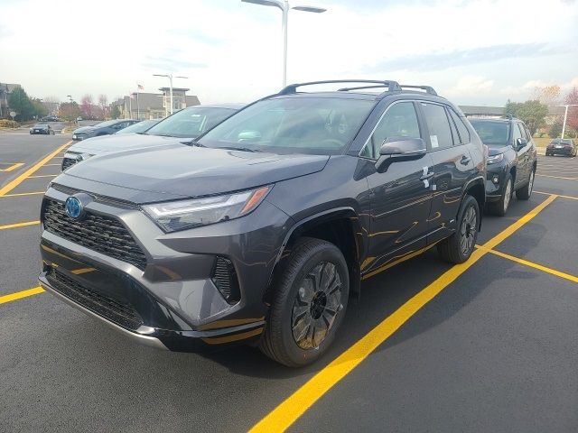 2024 Toyota RAV4 Hybrid SE