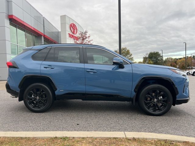 2024 Toyota RAV4 Hybrid SE