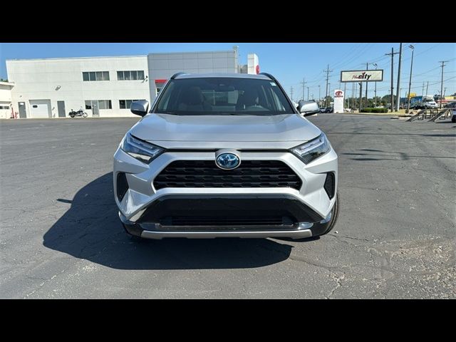 2024 Toyota RAV4 Hybrid SE