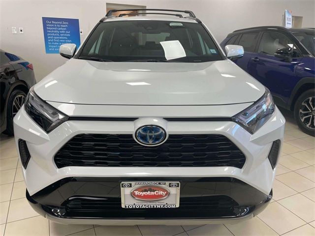 2024 Toyota RAV4 Hybrid SE