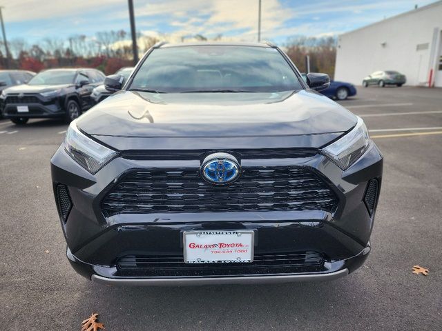 2024 Toyota RAV4 Hybrid SE