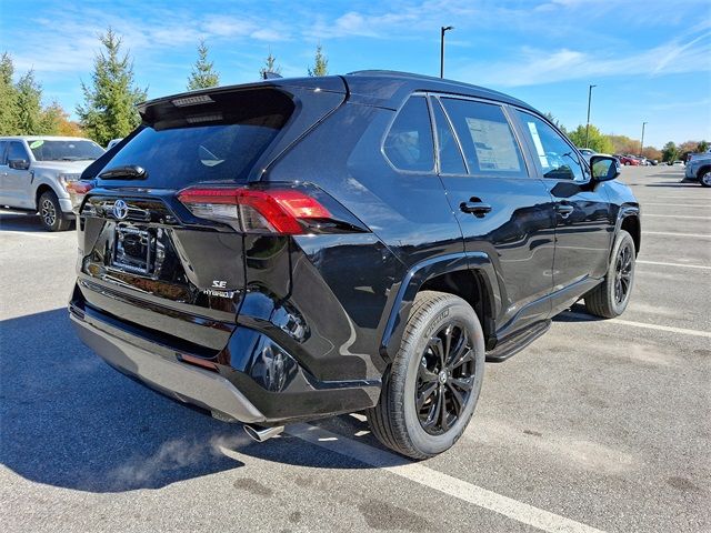 2024 Toyota RAV4 Hybrid SE