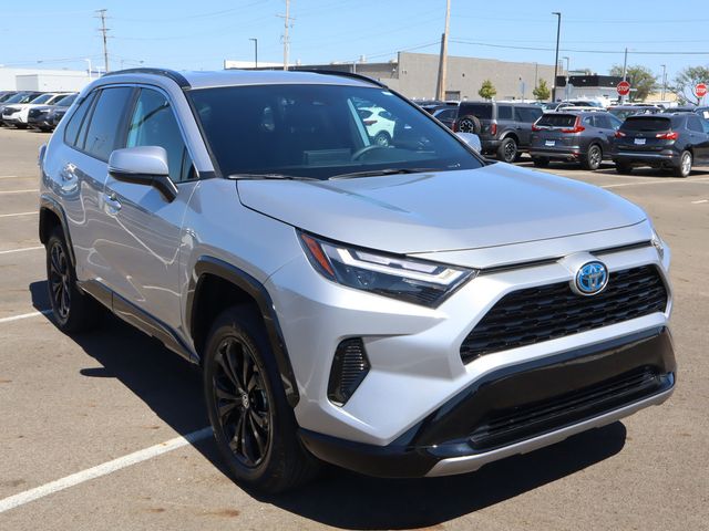 2024 Toyota RAV4 Hybrid SE