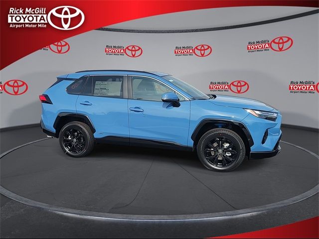 2024 Toyota RAV4 Hybrid SE