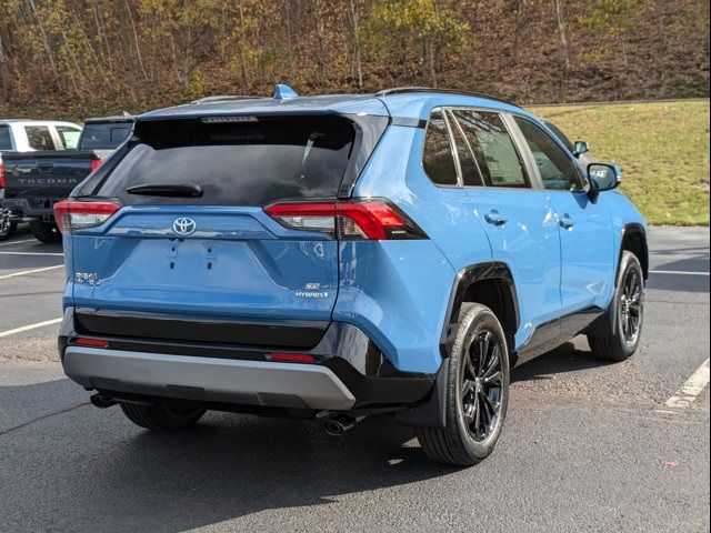 2024 Toyota RAV4 Hybrid SE