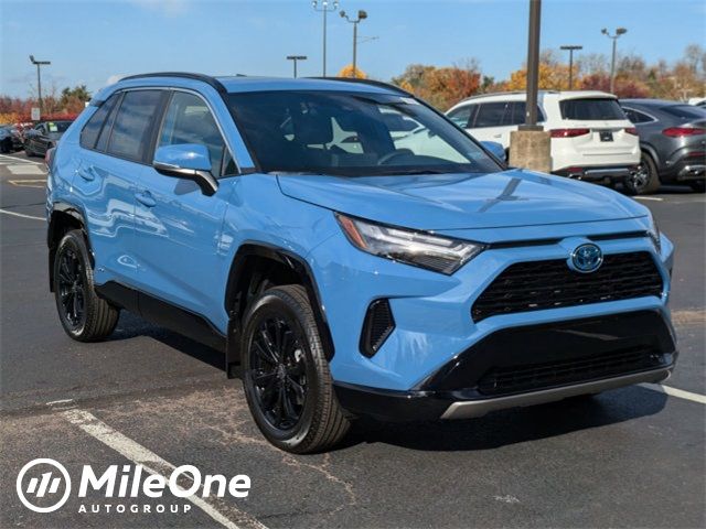 2024 Toyota RAV4 Hybrid SE