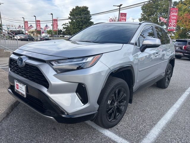 2024 Toyota RAV4 Hybrid SE