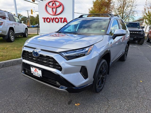 2024 Toyota RAV4 Hybrid SE