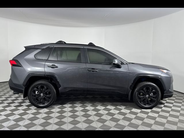 2024 Toyota RAV4 Hybrid SE