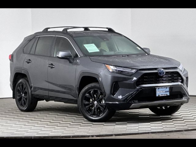 2024 Toyota RAV4 Hybrid SE